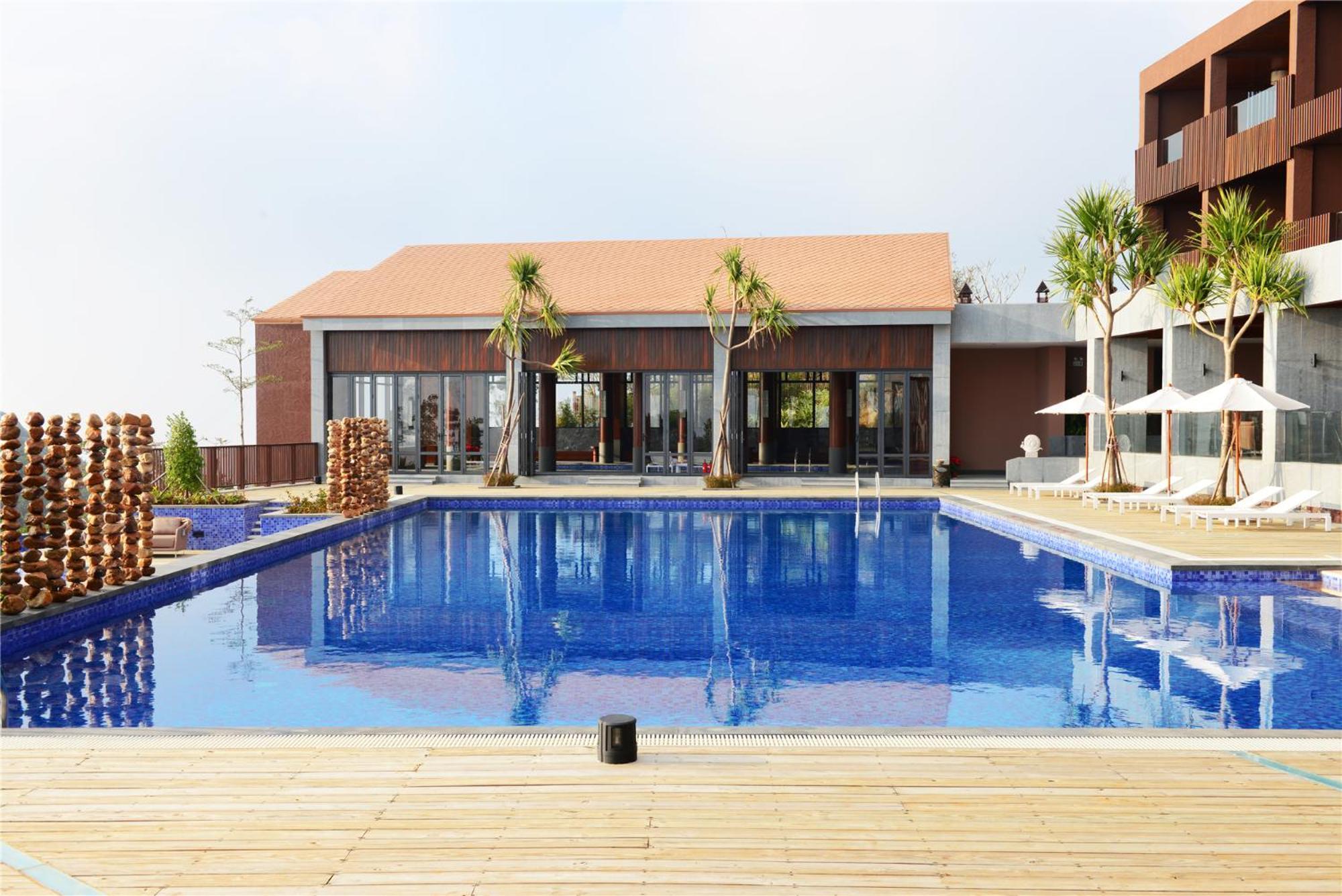 Yalong Bay Earthly Paradise Birds Nest Resort （Mountain Villas) Sanya Exterior photo