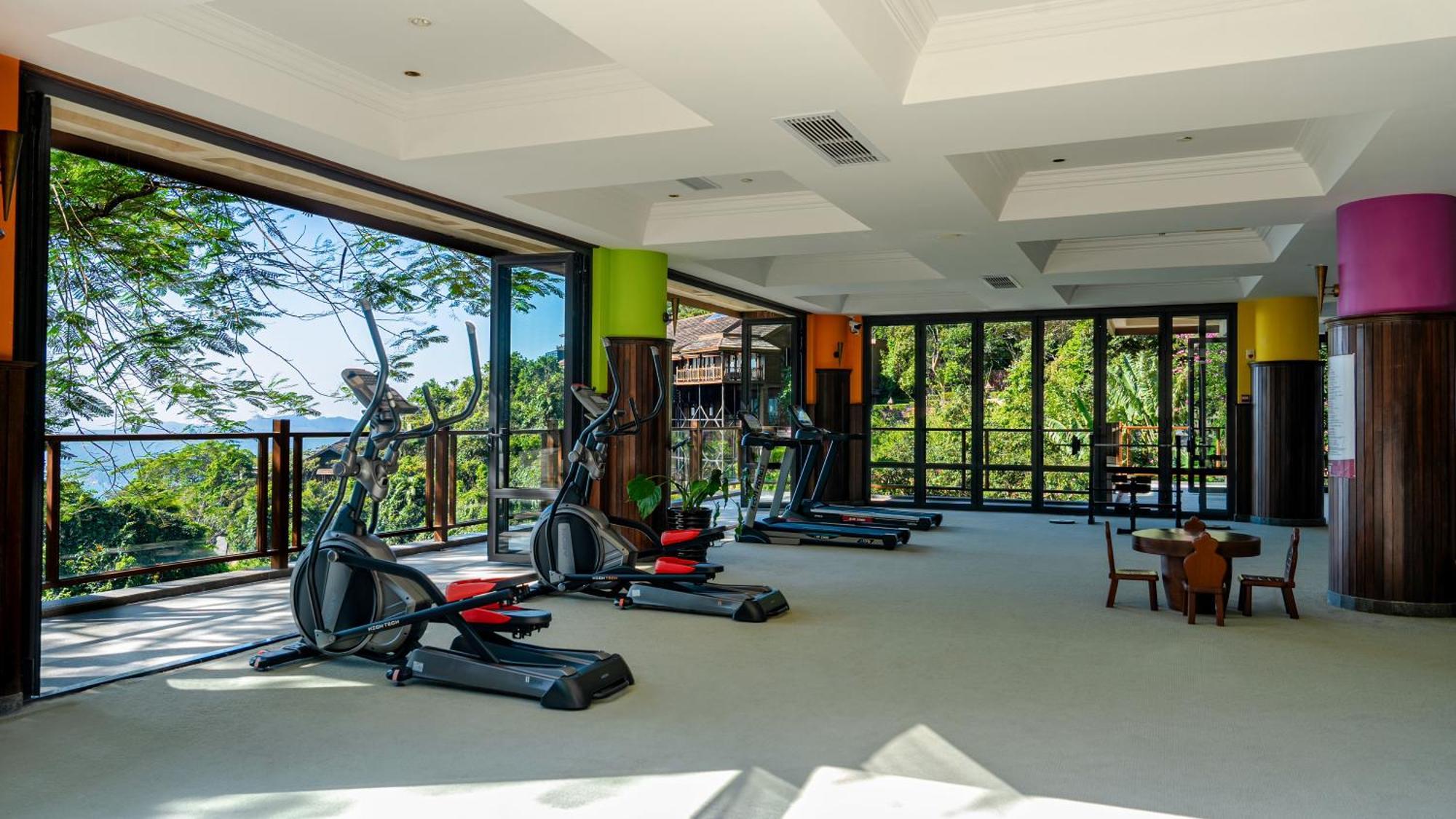Yalong Bay Earthly Paradise Birds Nest Resort （Mountain Villas) Sanya Exterior photo